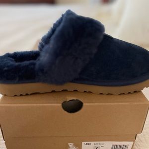BRAND NEW UGG Slippers